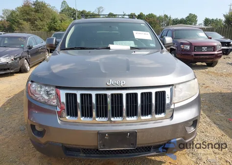 2013 Jeep Grand Cherokee Laredo z USA, uszkodzony, nr VIN 1C4RJFAG4DC557372